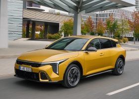 K4 HATCHBACK